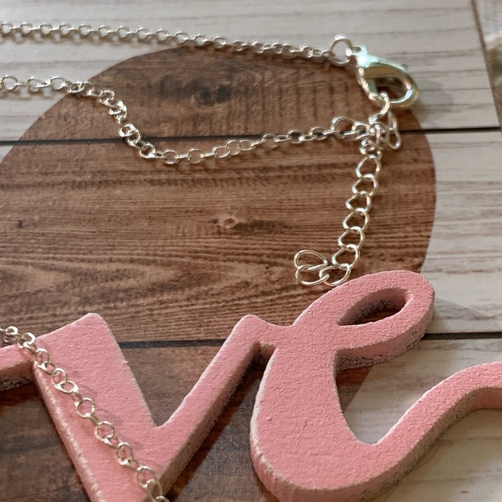Mama Bear π» Dainty Silver Necklace - Picture 5 of 8